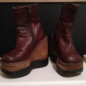 Platform ankle boots